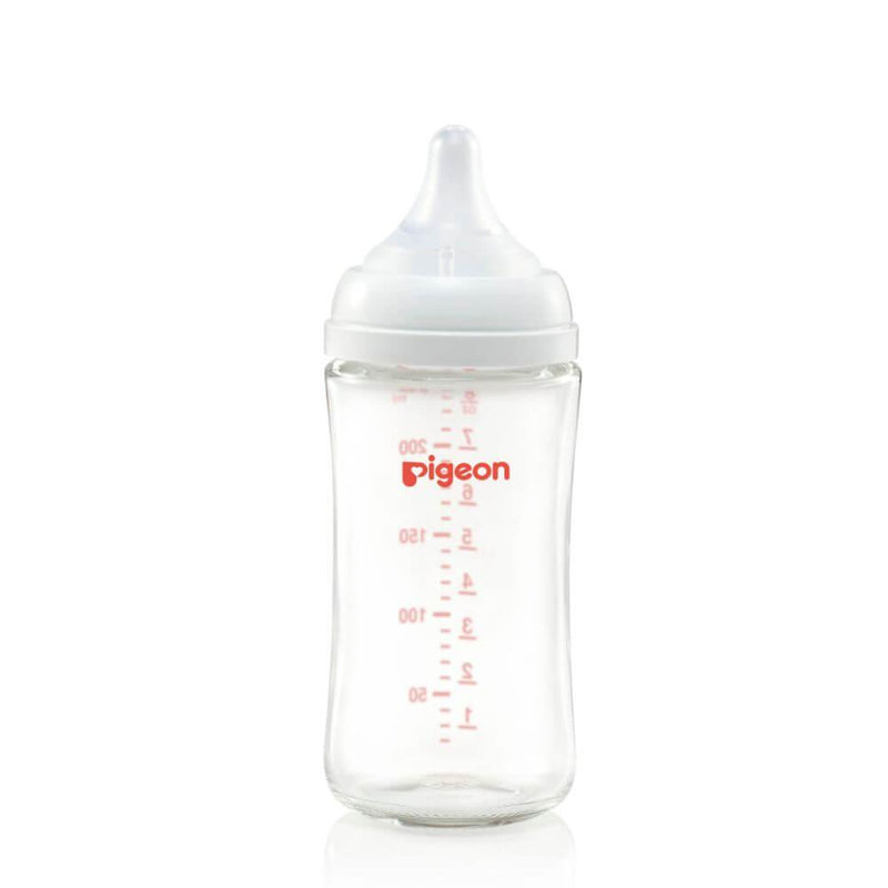 Mamadera Softouch Vidrio 240 ml, Pigeon - KIDSCLUB Tienda ONLINE